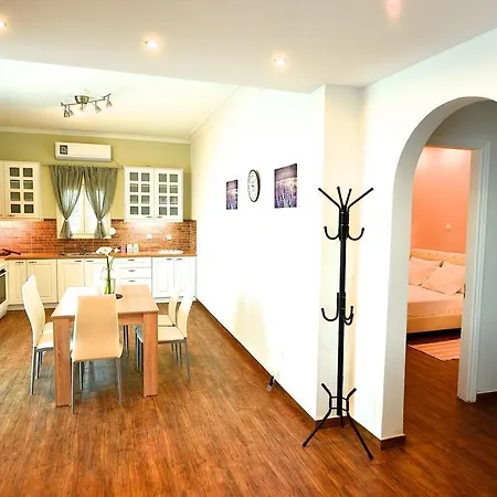 Despina Benitses 别墅